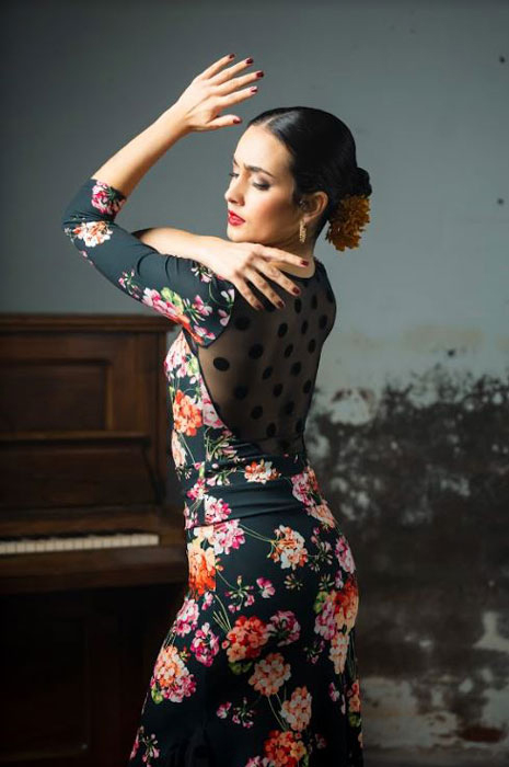 Flamenco Top Elqui Model. Davedans
